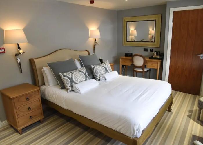 Anchor Hotel