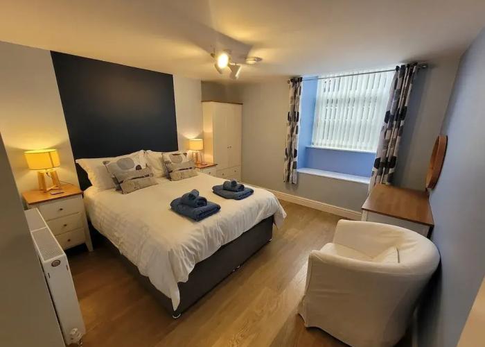 Llys Aeron Guest House