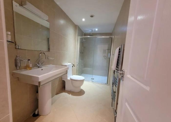 Llys Aeron Guest House