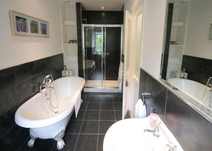 Ffarm Country House