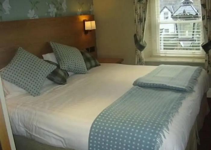 Black Lion Hotel