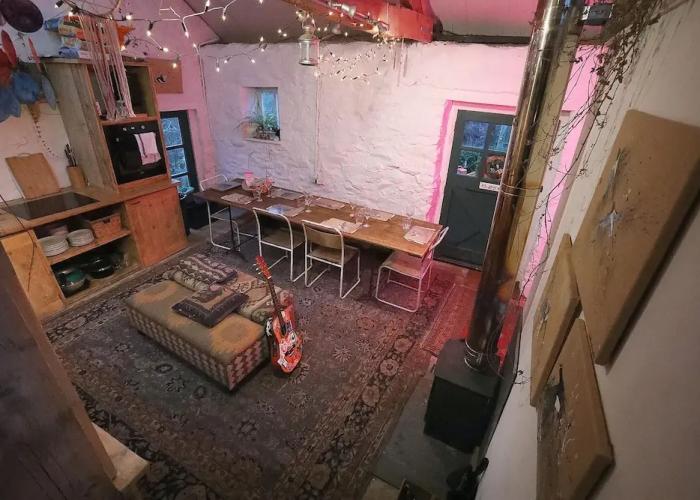 Hapus Yurt - Two Beautiful Yurts and Barn Cottage