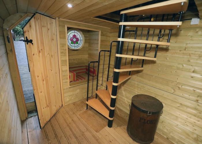 Hapus Yurt - Two Beautiful Yurts and Barn Cottage