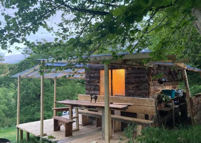 Wood Cabin & 4 Large Bell Tents - Hapus Hideaway