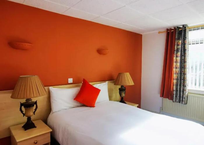 Castle Hotel