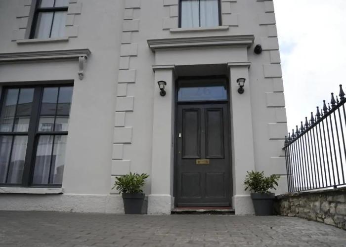 Immaculate 1-bed Apartment in Merthyr Tydfil