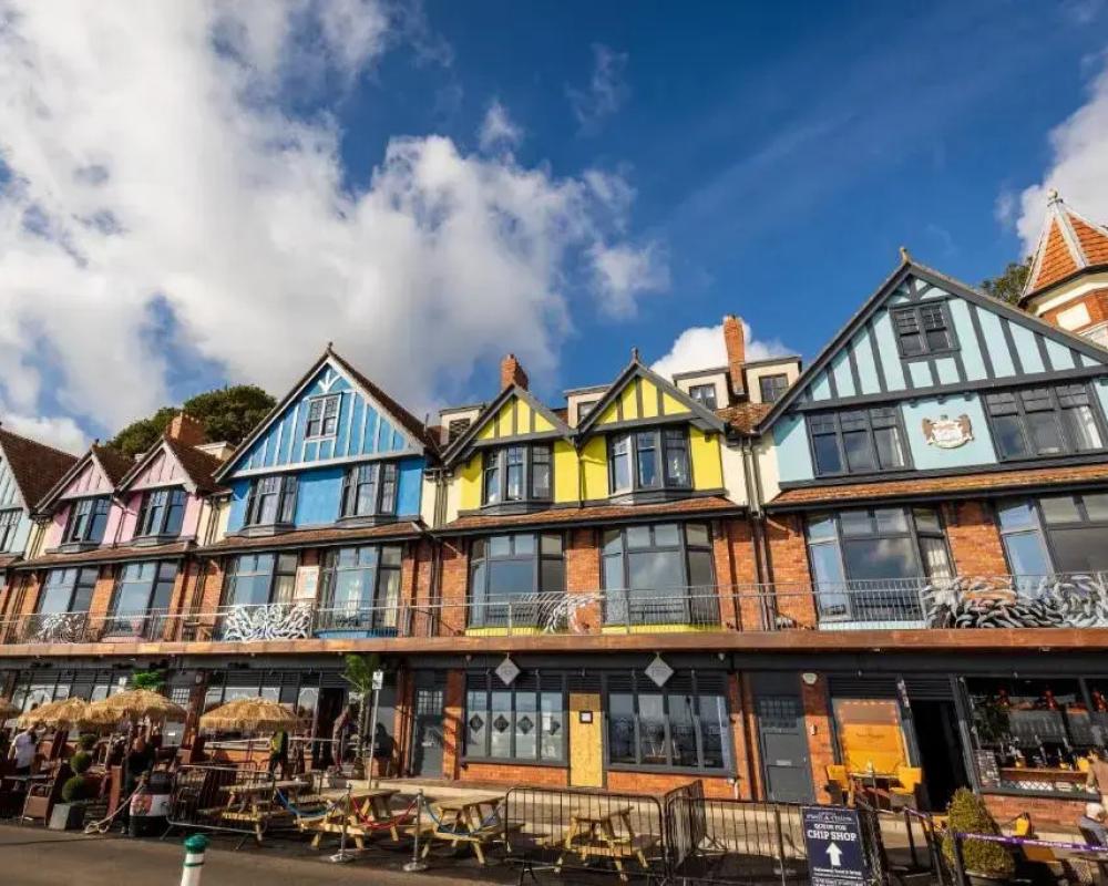 Beachcliff Hotel and Apartments