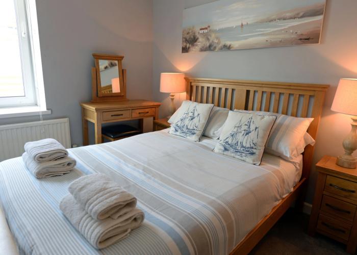 Mermaid Apartment - Sea Front Apartment With Views