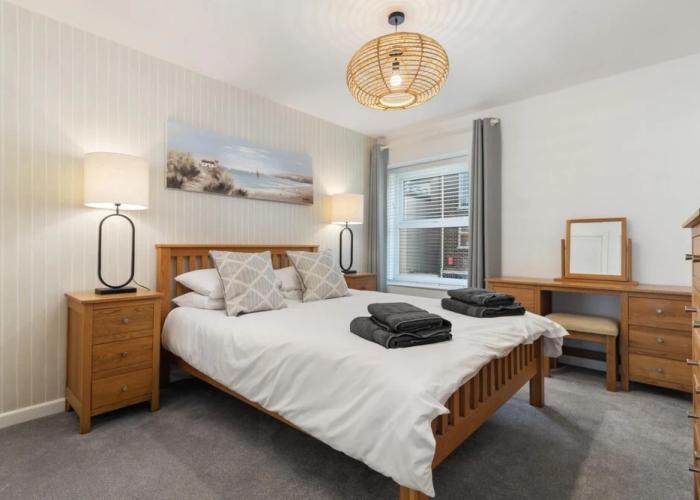 Sea View Apartment - Sea Front Apartment With Views