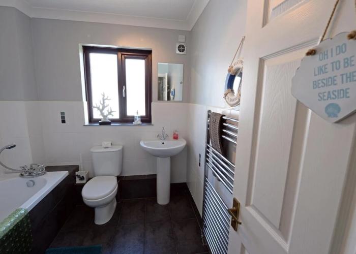 Swallow Dale - Large Pet Friendly Cottage