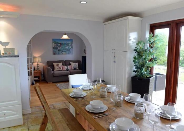 Swallow Dale - Large Pet Friendly Cottage