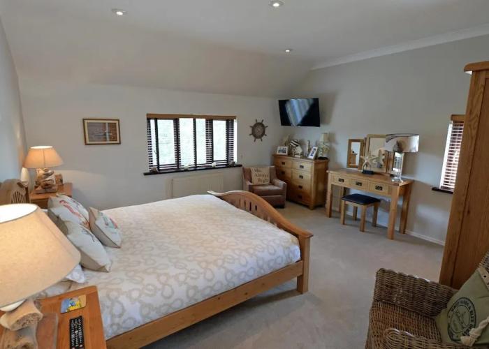 Swallow Dale - Large Pet Friendly Cottage