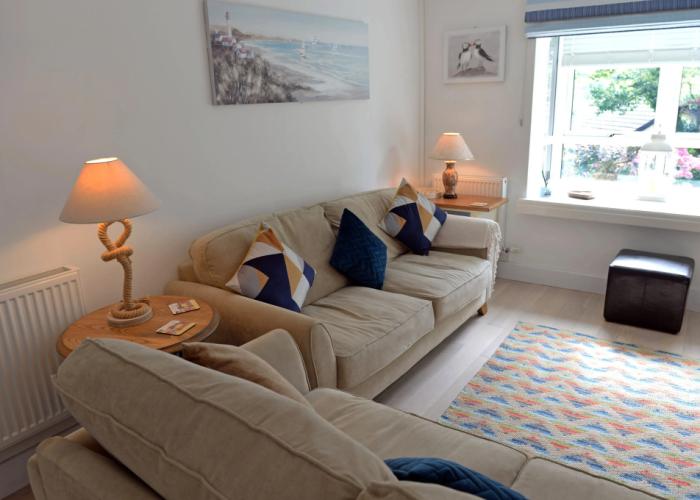 Valley Retreat - Peaceful Location Walk to Beach Parking