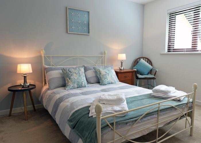 Valley Retreat - Peaceful Location Walk to Beach Parking