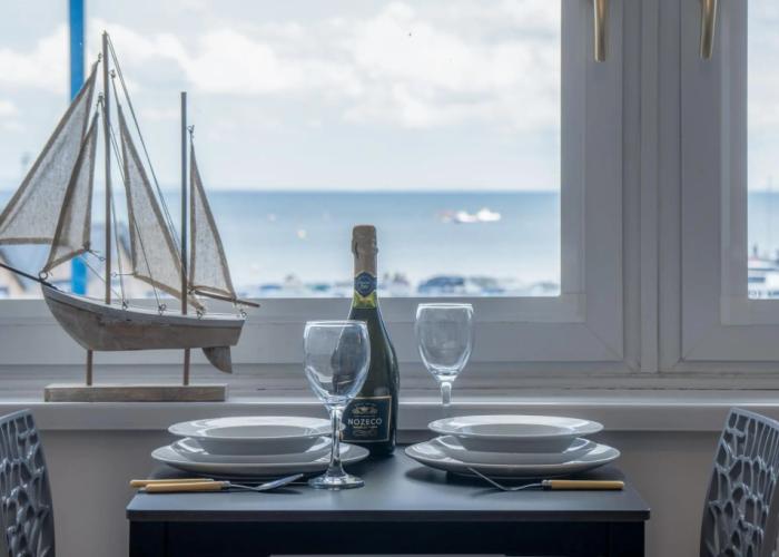 Ocean View - 1 Bedroom Apartment - Saundersfoot