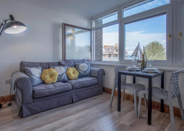 Ocean View - 1 Bedroom Apartment - Saundersfoot