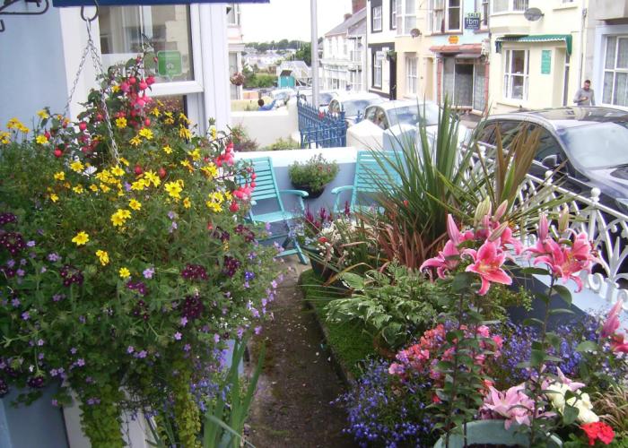 Langdon Villa Guest House
