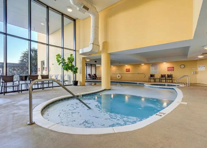 Dauphin Island Top-floor Condo w/ Resort Perks!