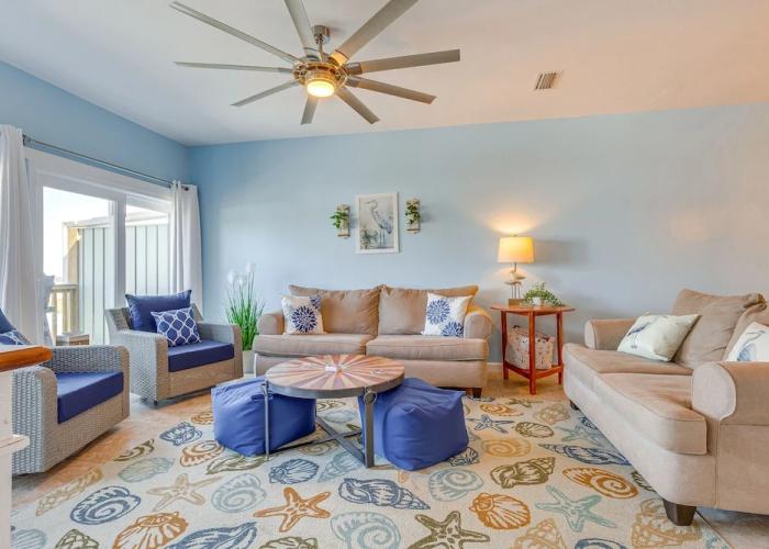 Water View Dauphin Island Condo w/ Boat Slips