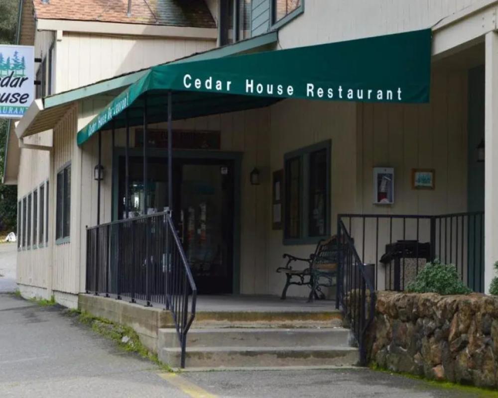 Cedar Lodge