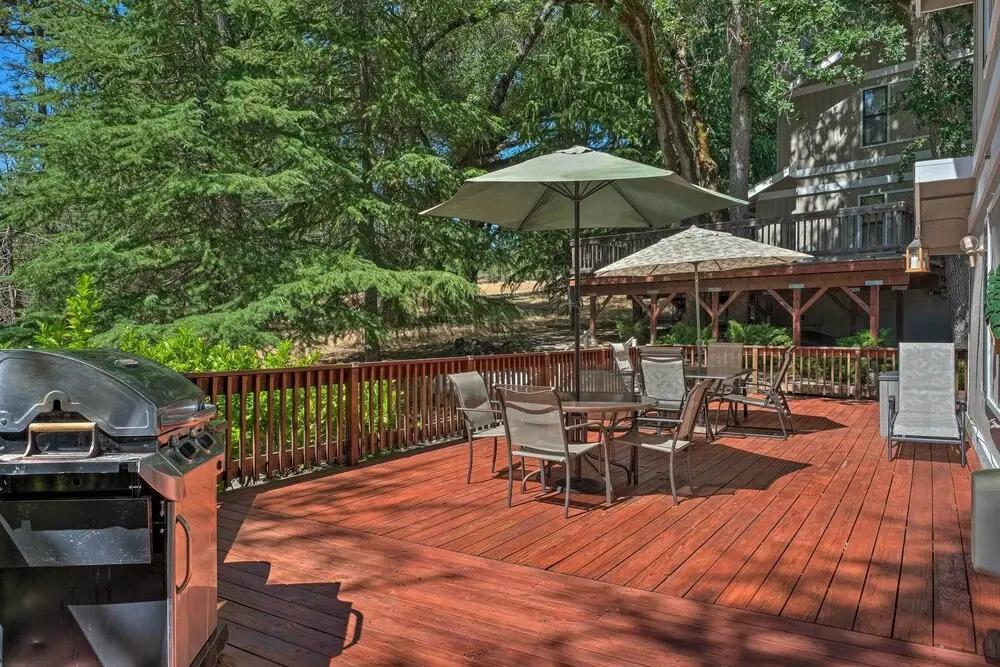 Pine Mountain Lake Haven w/ Spacious Deck!