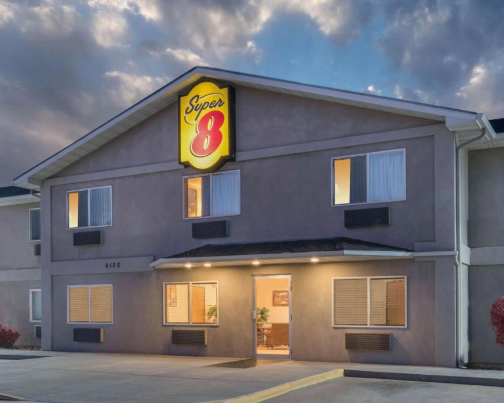 Super 8 by Wyndham Fountain