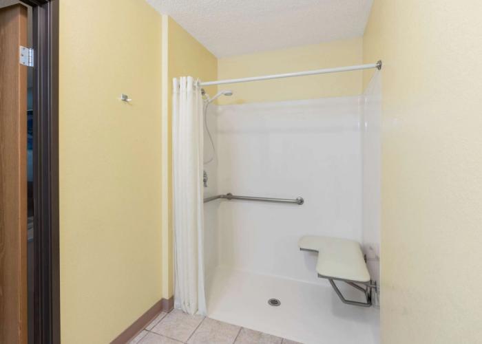 Super 8 by Wyndham Fountain