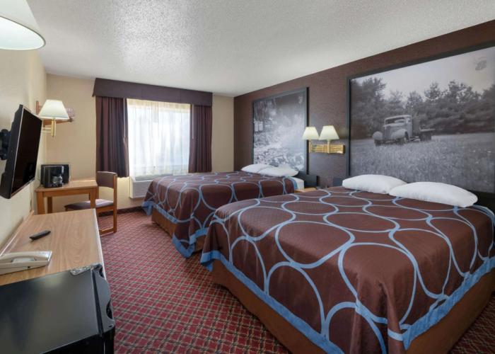 Super 8 by Wyndham Fountain