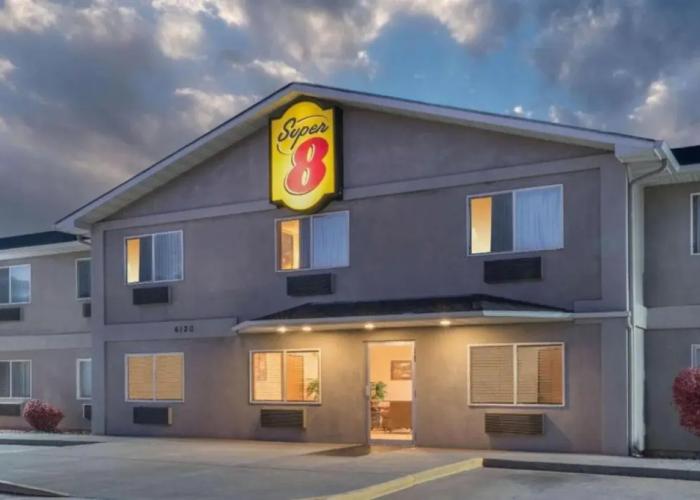 Super 8 By Wyndham Fountain