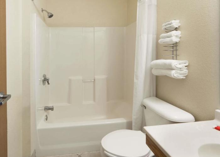 Super 8 By Wyndham Fountain