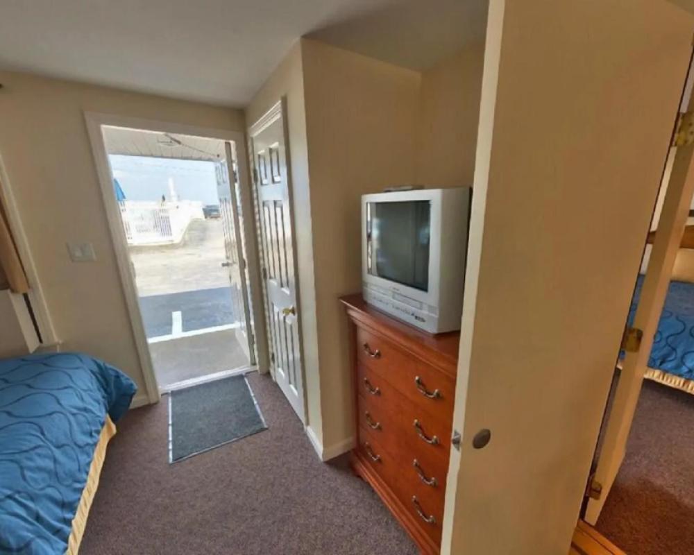 Sands by the Sea Motel