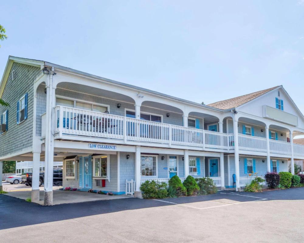 Travelodge by Wyndham Cape Cod Area
