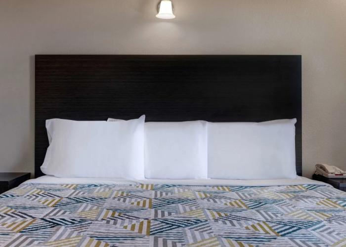 Studio 6 Branson West MO Silver Dollar City