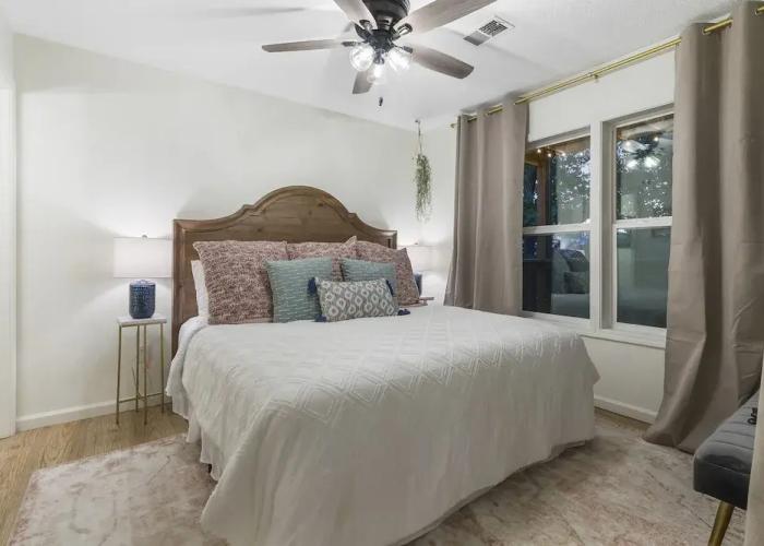 Midnight Oasis - Nestled Among Nature of the Ozarks!