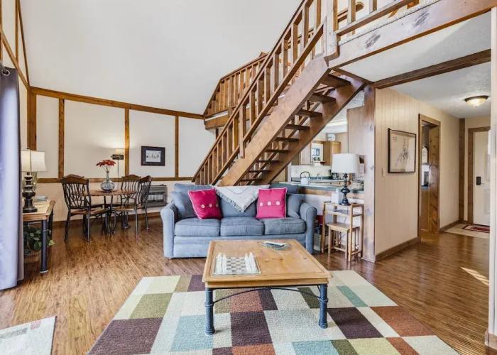 Skipjack Cottage Branson