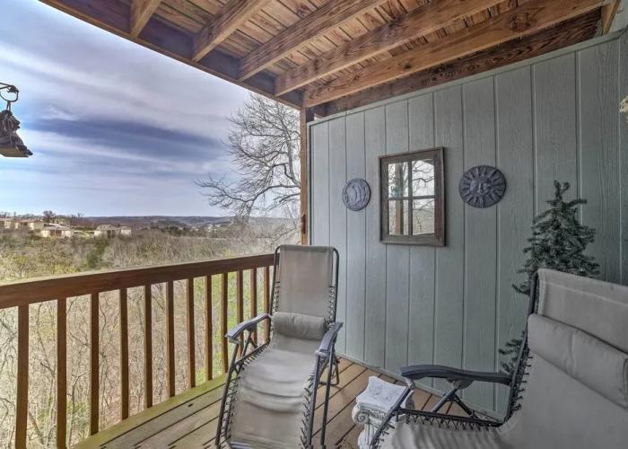 Branson Condo w/ Views: 2 Mi to Silver Dollar City