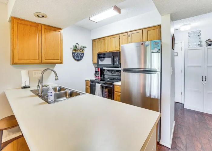 2 Mi to Silver Dollar City: Reed Springs Condo