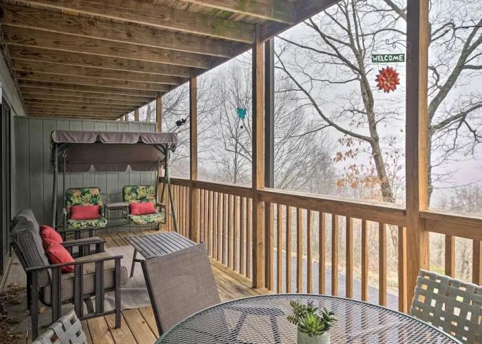 2 Mi to Silver Dollar City: Reed Springs Condo