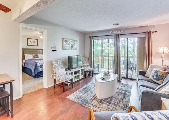 2 Mi to Silver Dollar City: Reed Springs Condo