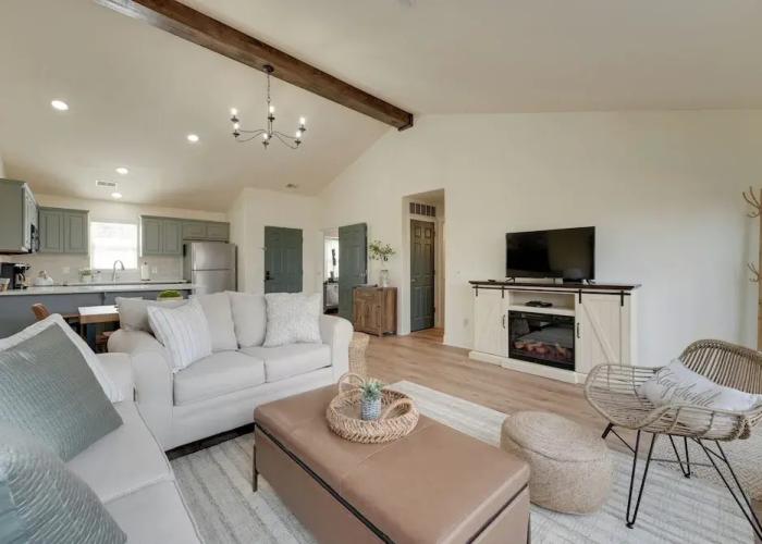 Branson West Retreat - 2 Mi to Silver Dollar City!