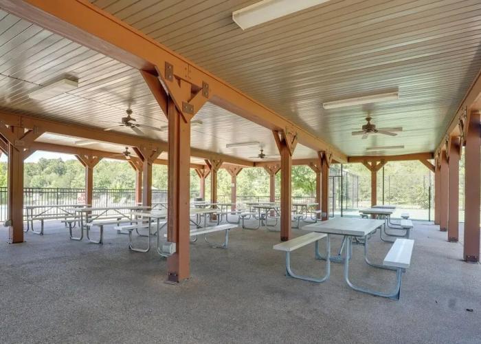 Branson West Retreat - 2 Mi to Silver Dollar City!