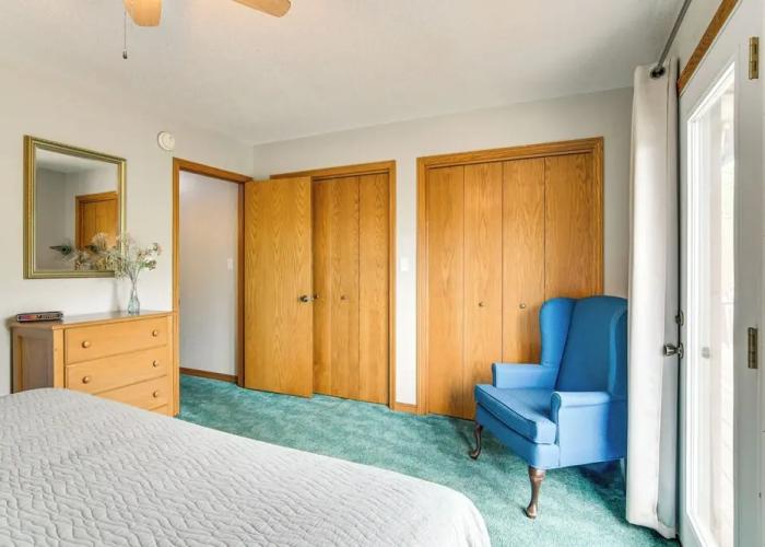 Cozy Branson Townhome 1 Mi to Silver Dollar City!