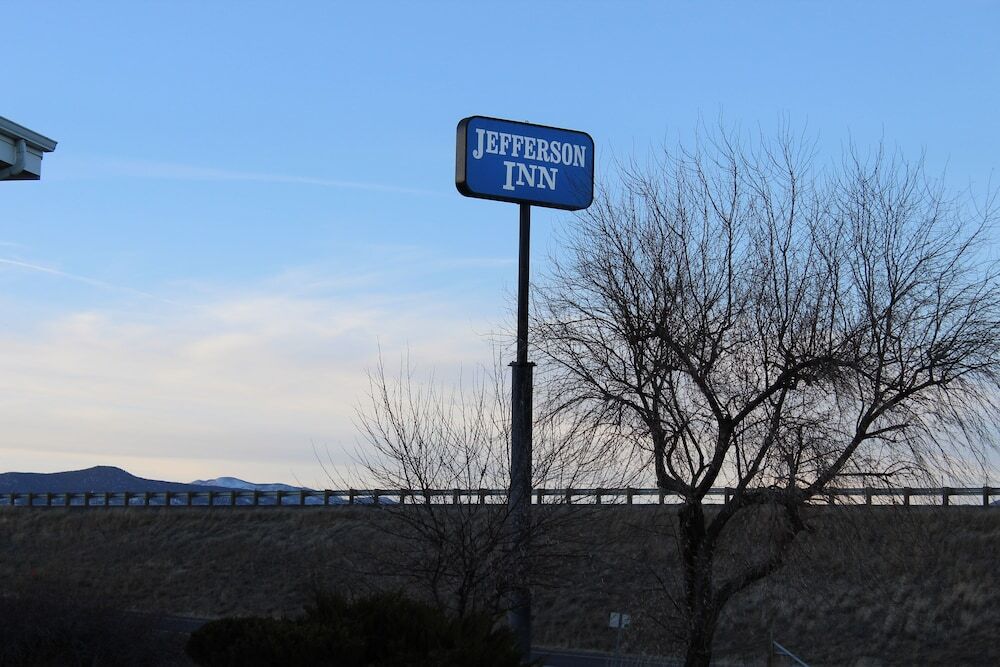 Jefferson Inn