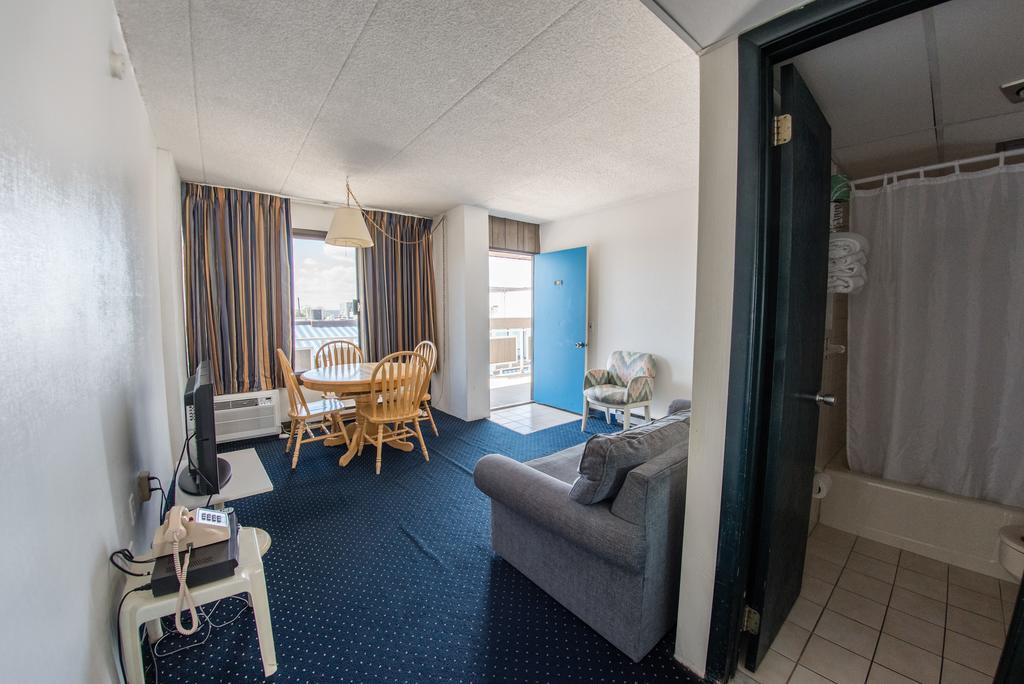 Windjammer Motor Inn