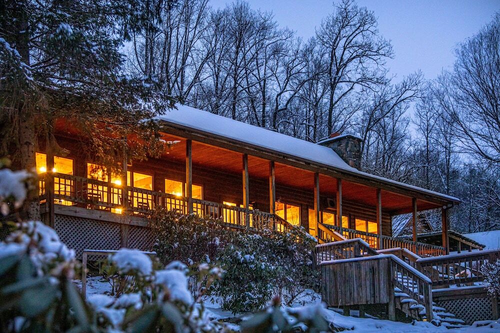 Mount Mitchell Eco Retreat