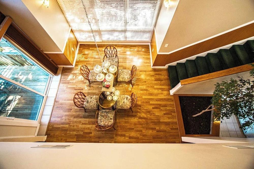 Sandcastle Village II