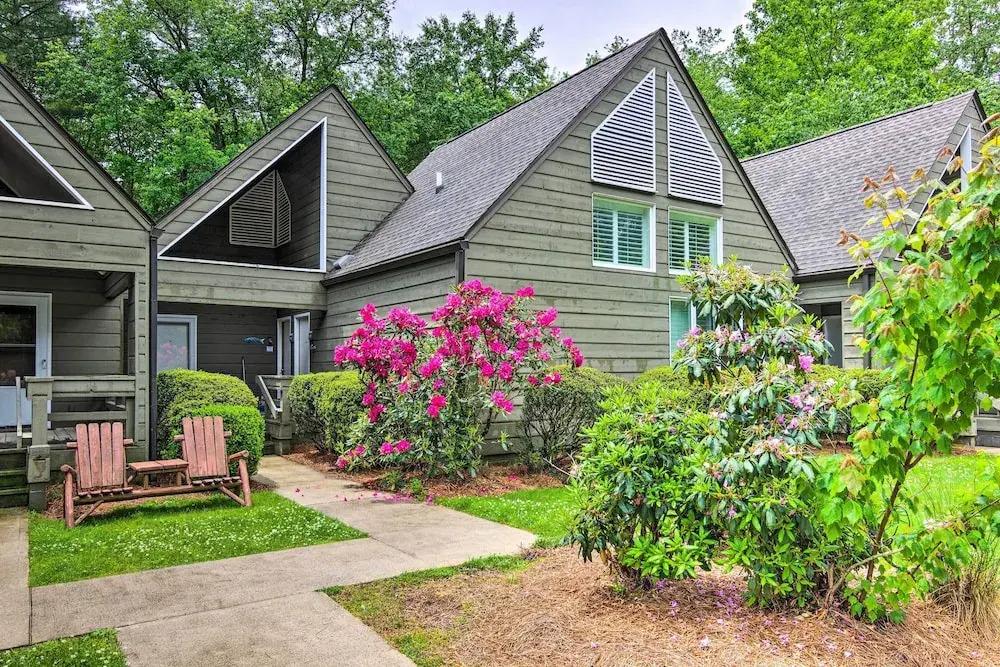 Elegant Sapphire Valley Studio w/ Resort Amenities