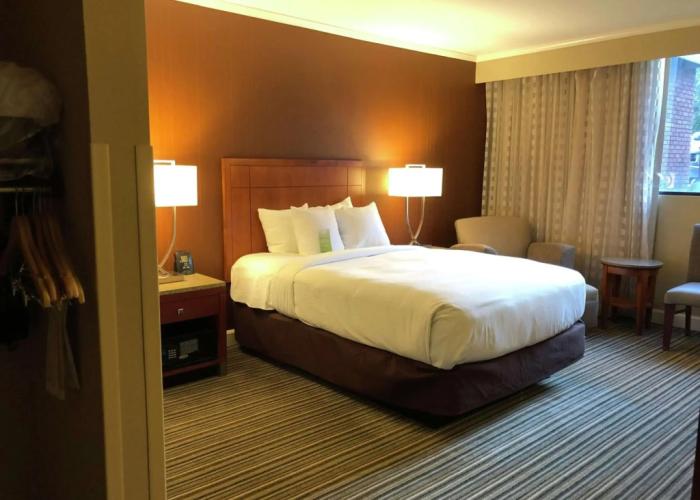 DoubleTree by Hilton Akron Fairlawn