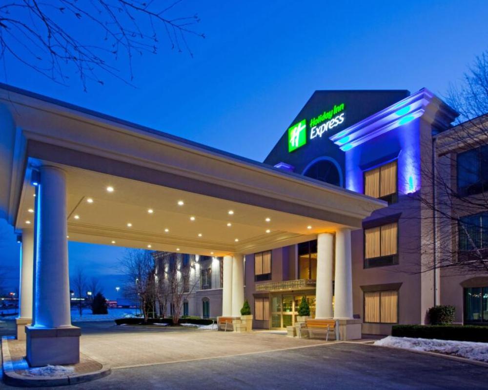 Holiday Inn Express And Suites Hagerstown by IHG