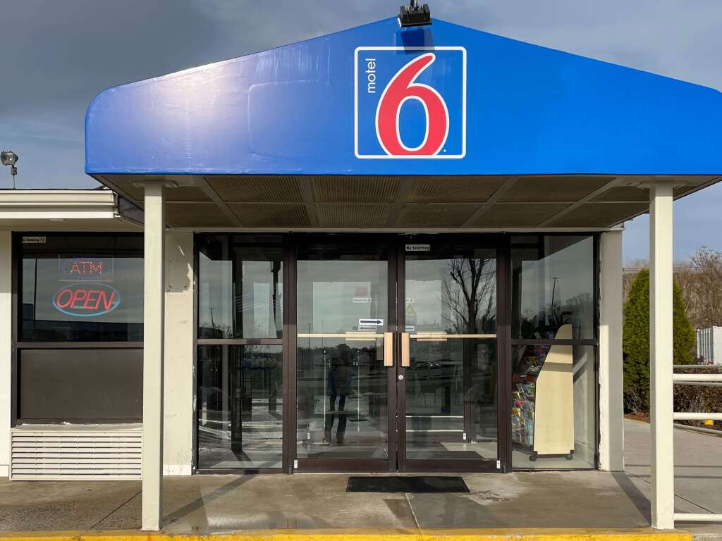 Motel 6 Hagerstown, MD